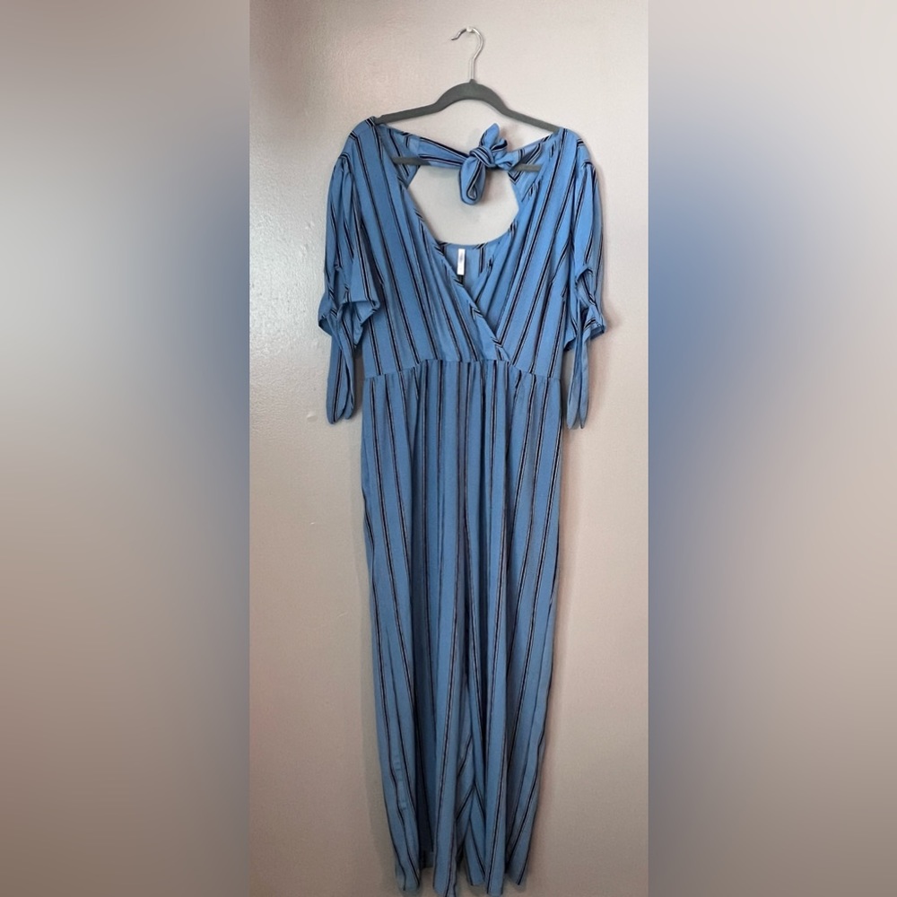 Striped Fashionable Jumpsuit/Romper
